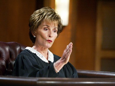 judge-judy in bench